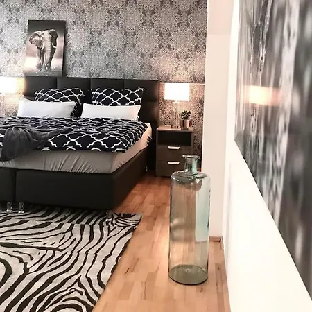 Sh-apartment Penthouse 44 - Zentral & Einzigartig Daire Erfurt