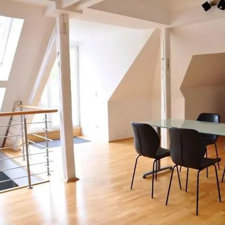 Sh-apartment Penthouse 44 - Zentral & Einzigartig * ארפורט