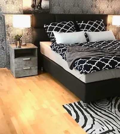 Sh-apartment Penthouse 44 - Zentral & Einzigartig *