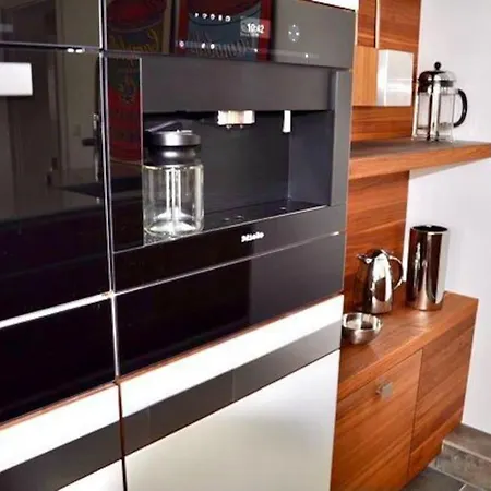 דירה Sh-apartment Penthouse 44 - Zentral & Einzigartig ארפורט